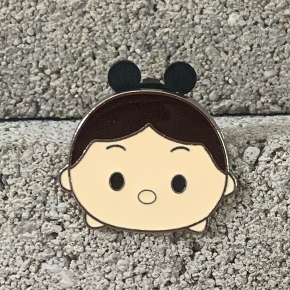 Disney Trading Pins - Picture 4 of 6